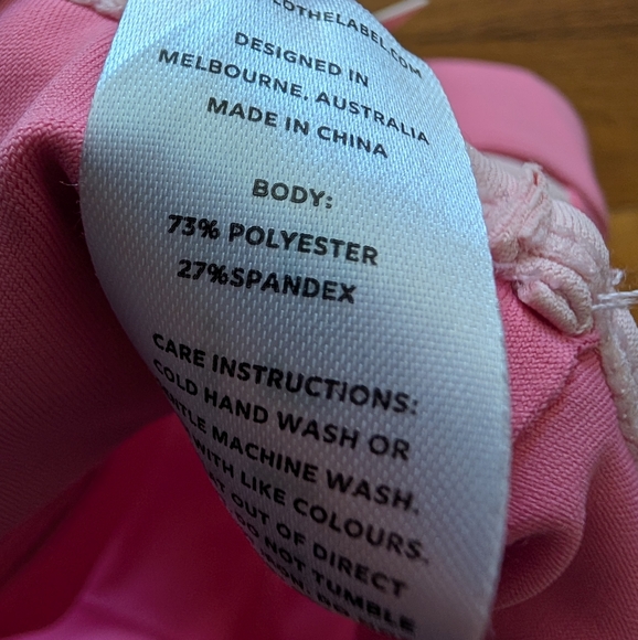 NWT Wilo The Label Pink Sports Bra - Picture 3 of 5